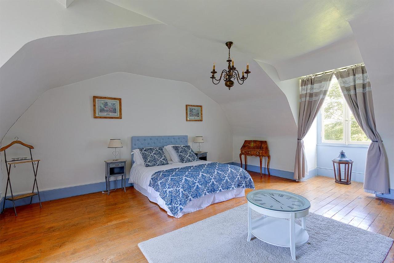 Manoir De La Mazeraie, Ideal Pour Le Teletravail Joué-lés-Tours Luaran gambar