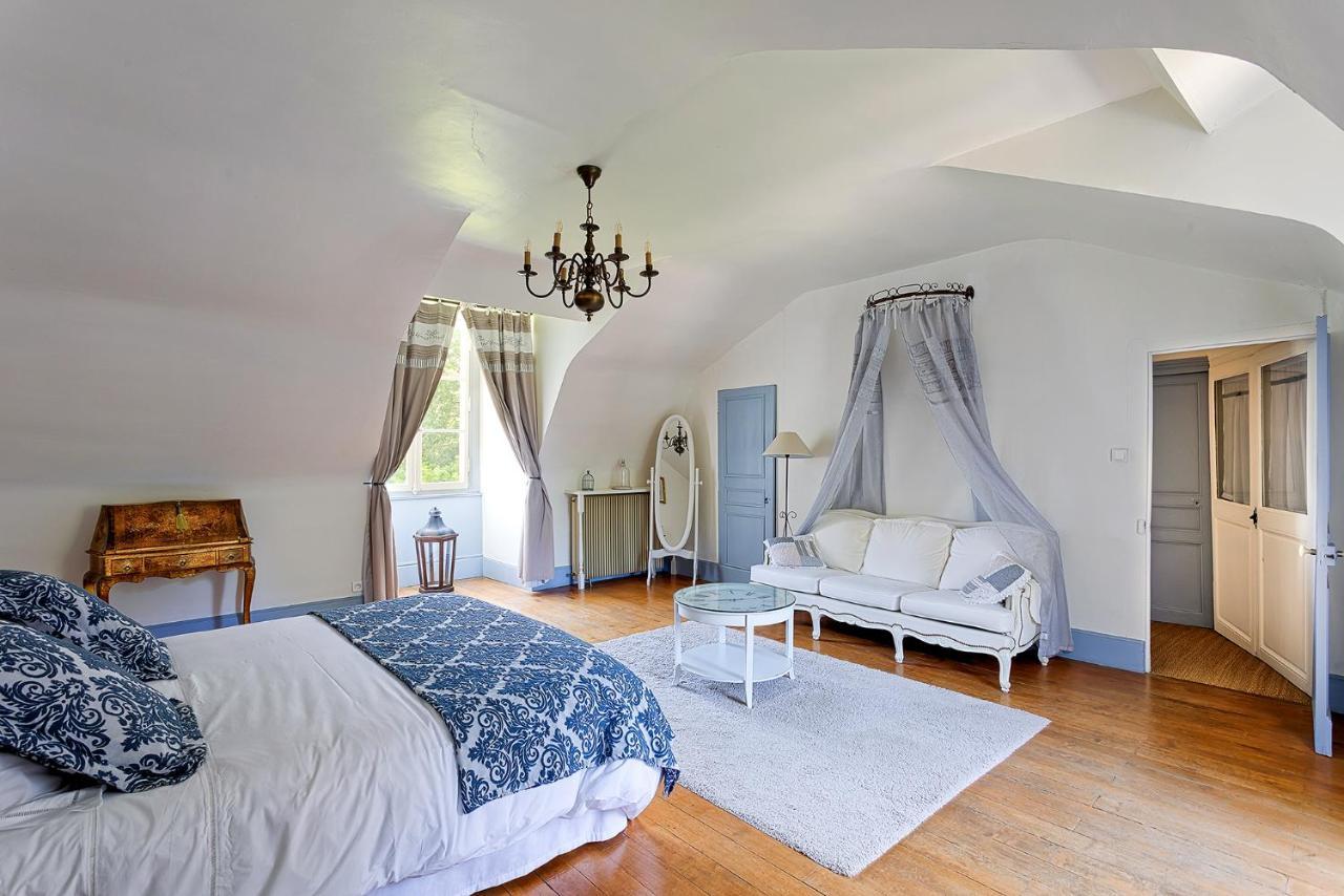 Manoir De La Mazeraie, Ideal Pour Le Teletravail Joué-lés-Tours Luaran gambar